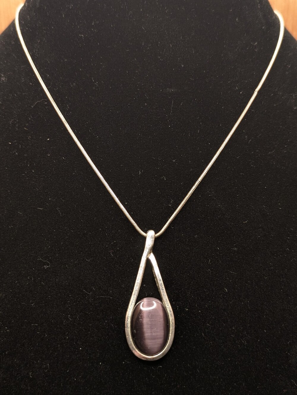 Purple Cat’s Eye Teardrop Pendant Necklace Silver Tone Snake Chain Minimalist Je